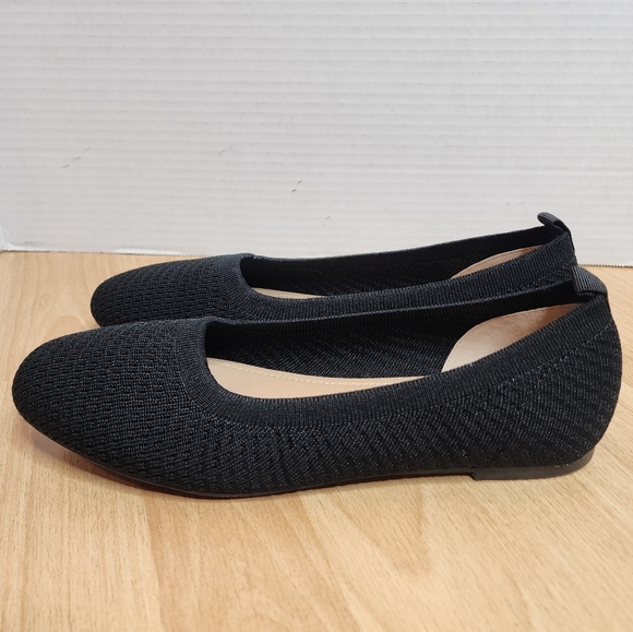 Journee Collection Jersie Black knit ballet flats. Women's size 8.5. - Picture 1 of 15